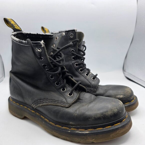 Dr. Martens Womens Size 6 Black Leather Combat Boots Casual Walking Outdoors - Picture 1 of 14